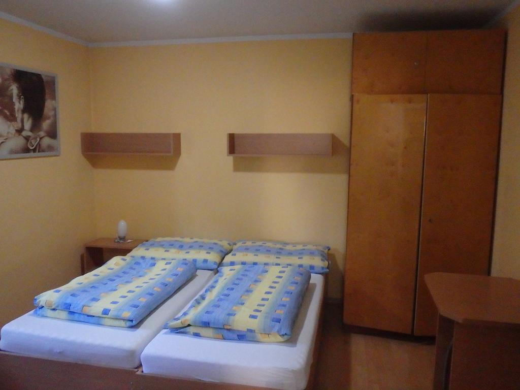 Privat Jan Veres Rajecke Teplice Bilik gambar